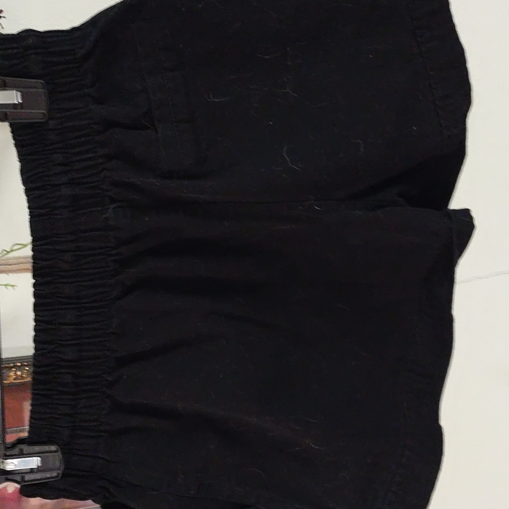 Shorts - Picture 2 of 2